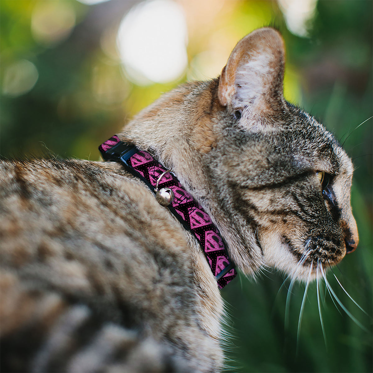 Cat Collar Breakaway - Diagonal Superman Logo w Hearts Black Pink Cat Collars Breakaway Side Release DC Comics