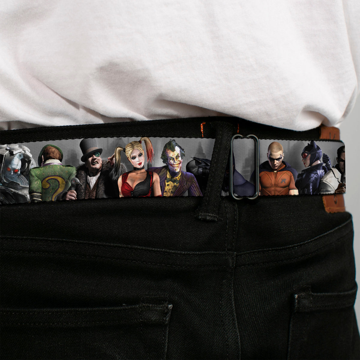 BATMAN-ARKHAM CITY Logo Full Color Black White Seatbelt Belt - ARKHAM CITY 9-Character Group Grays/White Webbing Webbing Seatbelt Belts DC Comics