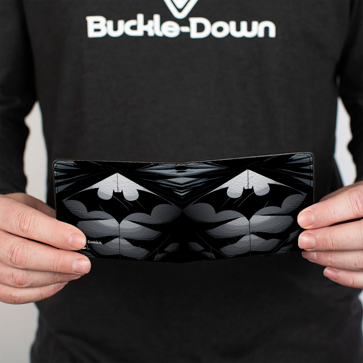 Bi-Fold Wallet - The New 52 Batman Chest Logo Grays Black Bi-Fold Wallets DC Comics