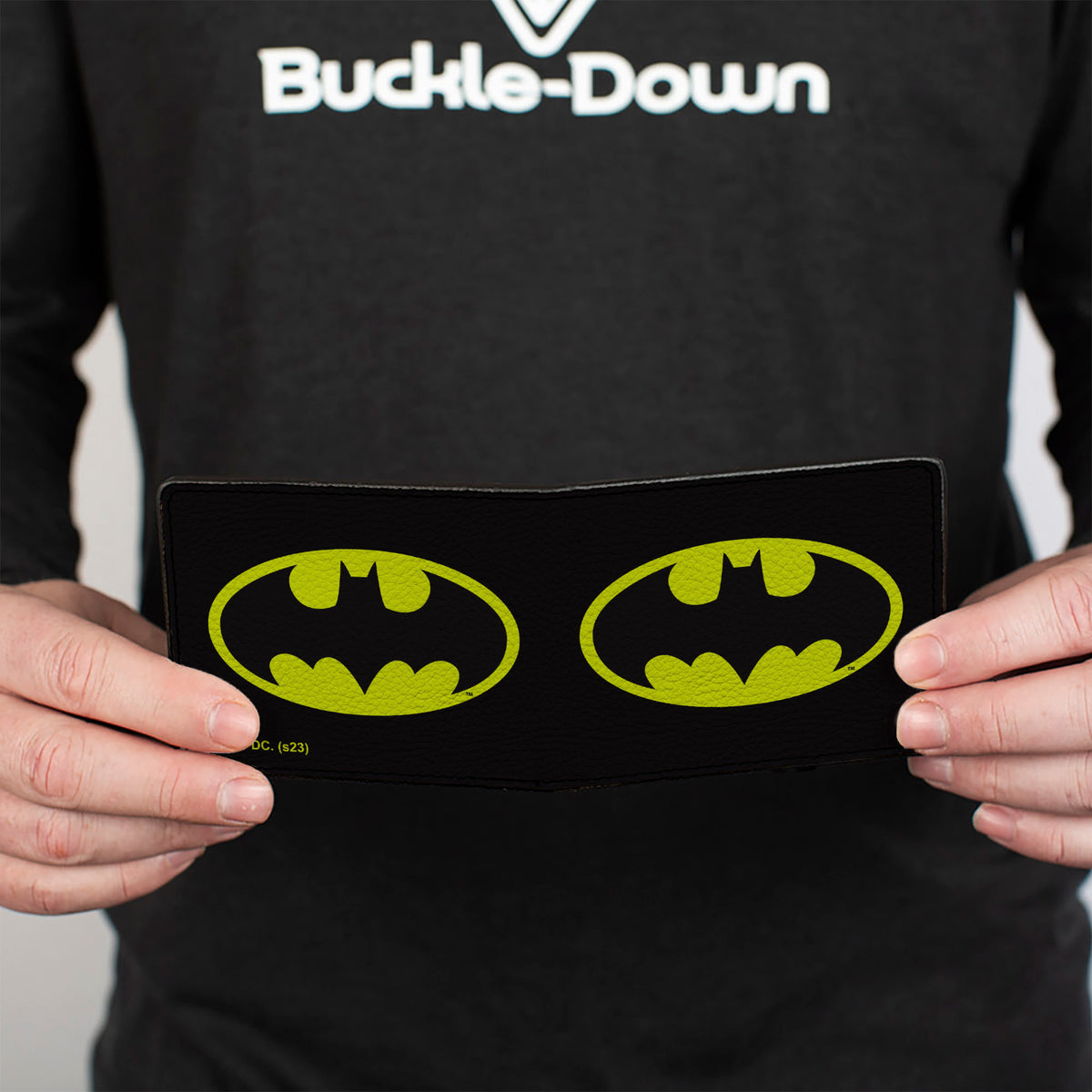 Bi-Fold Wallet - Batman Bat Signal Logo Black/Yellow/Black Bi-Fold Wallets DC Comics