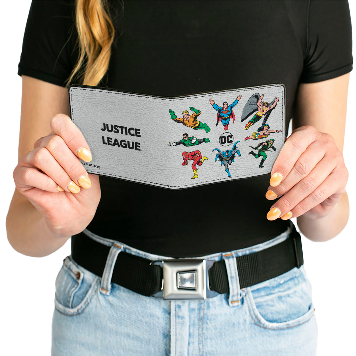 Bi-Fold Wallet - DC JUSTICE LEAGUE Retro Superhero Group Pose White Bi-Fold Wallets DC Comics