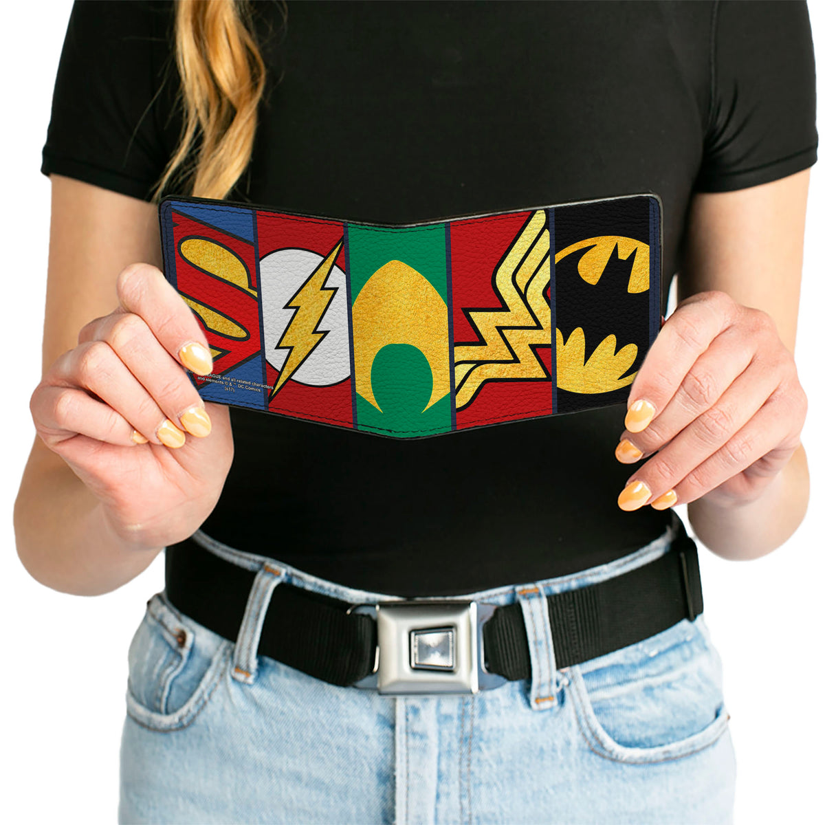 Bi-Fold Wallet - Justice League 5-Superhero Textured Logo CLOSE-UP Panels Bi-Fold Wallets DC Comics