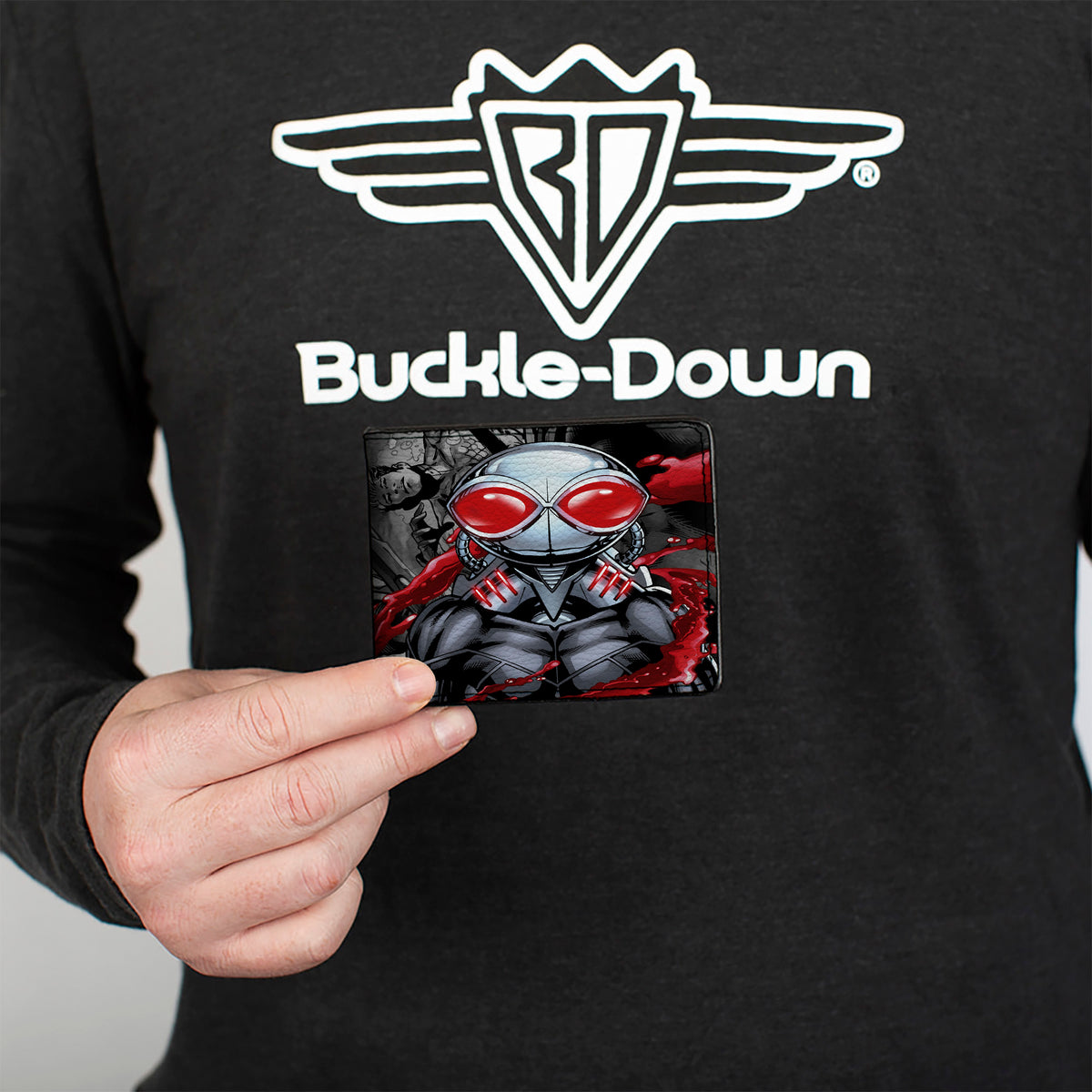 Bi-Fold Wallet - Black Manta Pose Aquaman Issue 23 1 Cover Scene Grays Reds Bi-Fold Wallets DC Comics