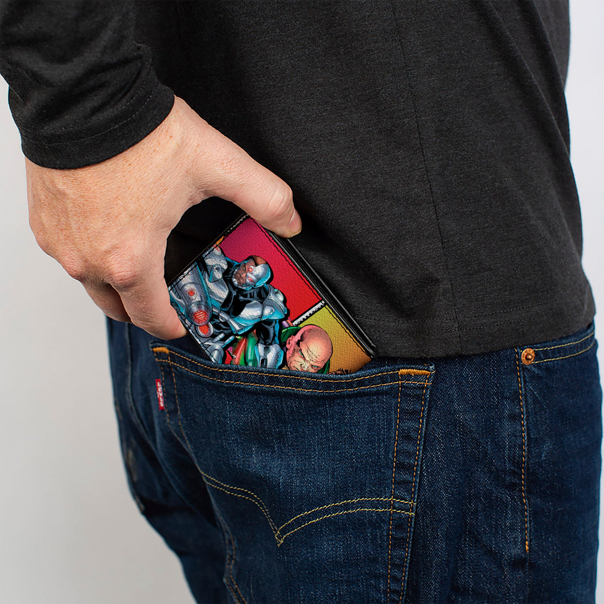 Bi-Fold Wallet - Justice Leage 4-Superheroes and 2-Villains Group Pose Halftone Blocks Multi Color Bi-Fold Wallets DC Comics