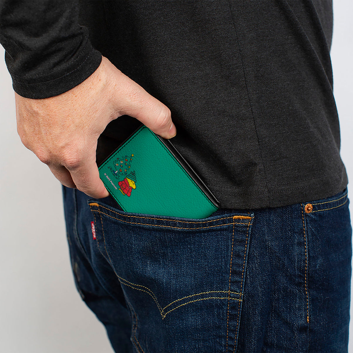 Snoopy & Woodstock Holiday Red Puffer Jacket Bi-Fold Wallet – Peanuts Fan Gear Green Bi-Fold Wallets Peanuts
